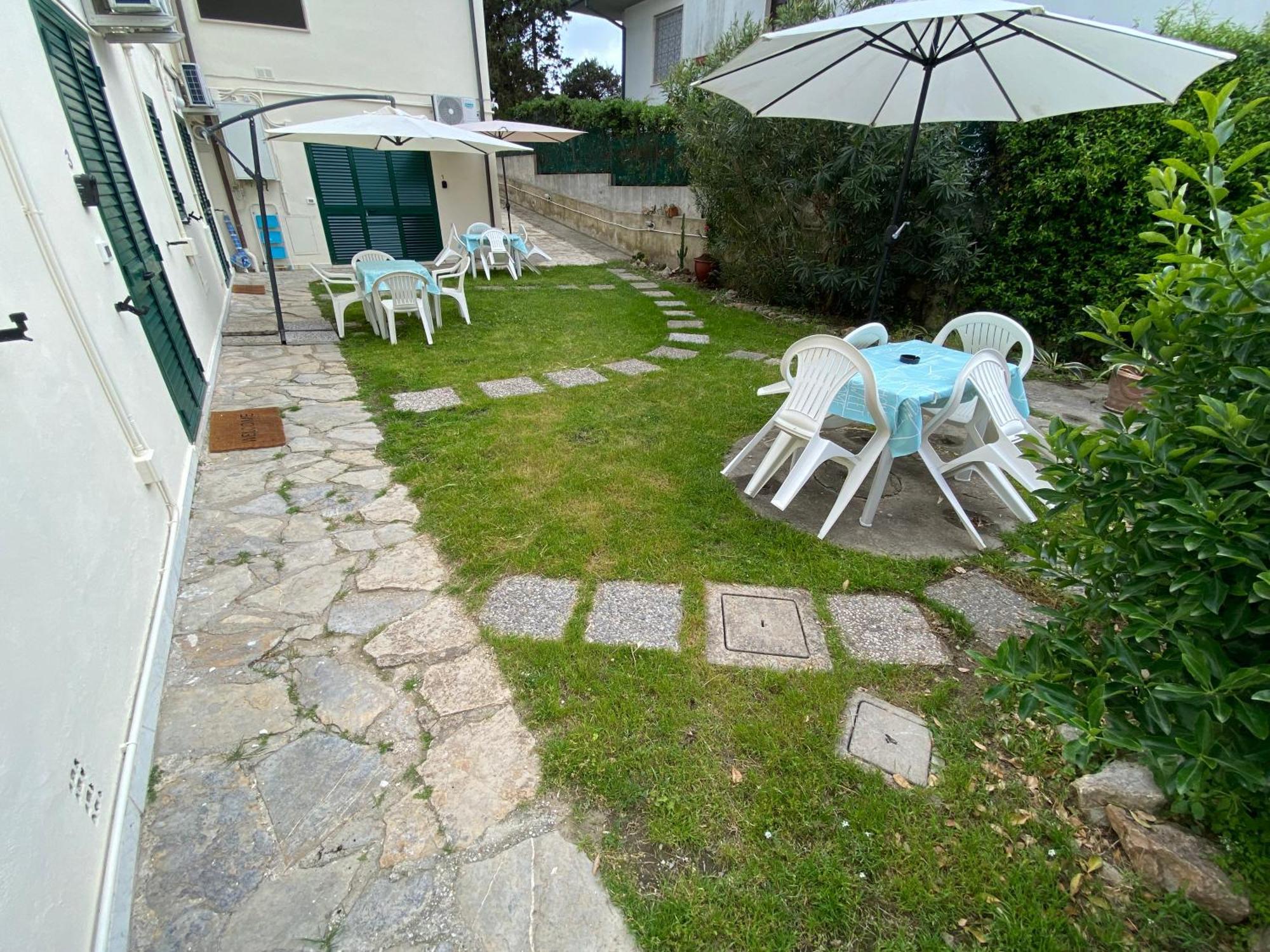 Le Tre Isolette A 200M Dal Mare Apartment Marina Di Pisa Ngoại thất bức ảnh