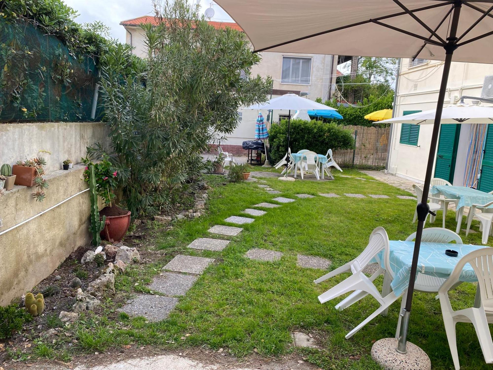 Le Tre Isolette A 200M Dal Mare Apartment Marina Di Pisa Ngoại thất bức ảnh