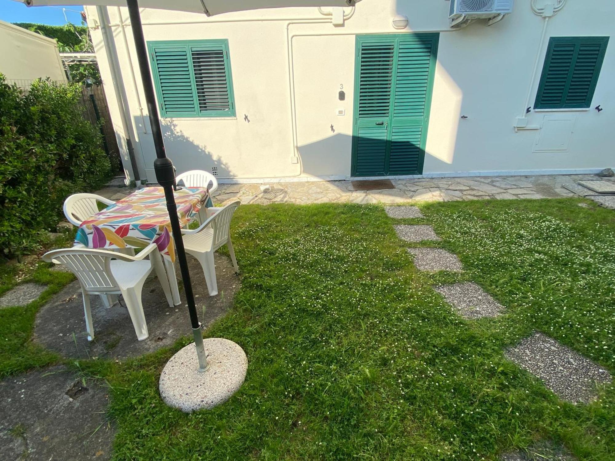Le Tre Isolette A 200M Dal Mare Apartment Marina Di Pisa Ngoại thất bức ảnh